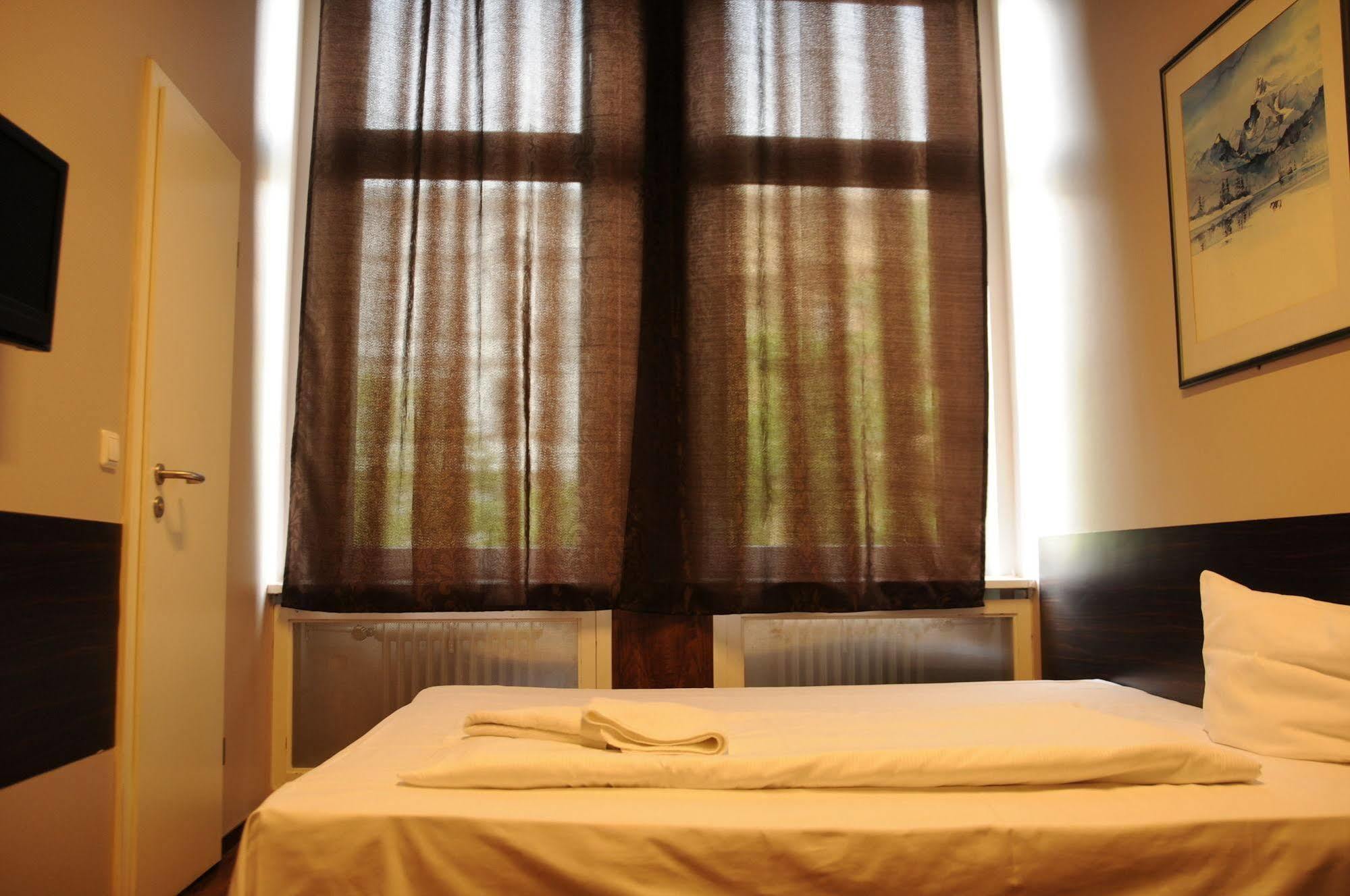 Potsdamer Inn เบอร์ลิน ภายนอก รูปภาพ
